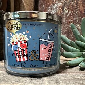 NWT Bath & Body Works Popcorn & Slushie Scented Soy Candle